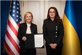 Україна та США завершили необхідні процедури для створення Американсько-українського Інвестиційного фонду. Перша віцепрем’єр-міністерка — Міністерка економіки України Юлія Свириденко отримала ноту від Тимчасової повіреної у справах США в Україні Джулі С. Девіс